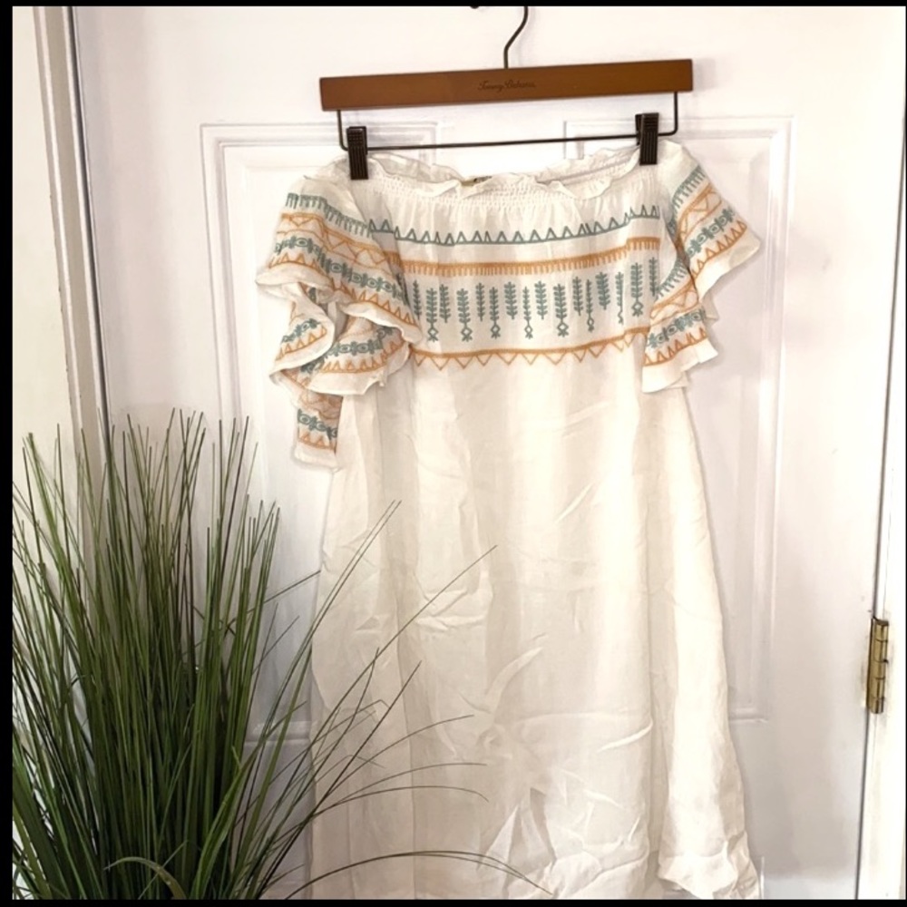 KORI AMERICA Off the Shoulder Aztec Embroidered Dress Medium
